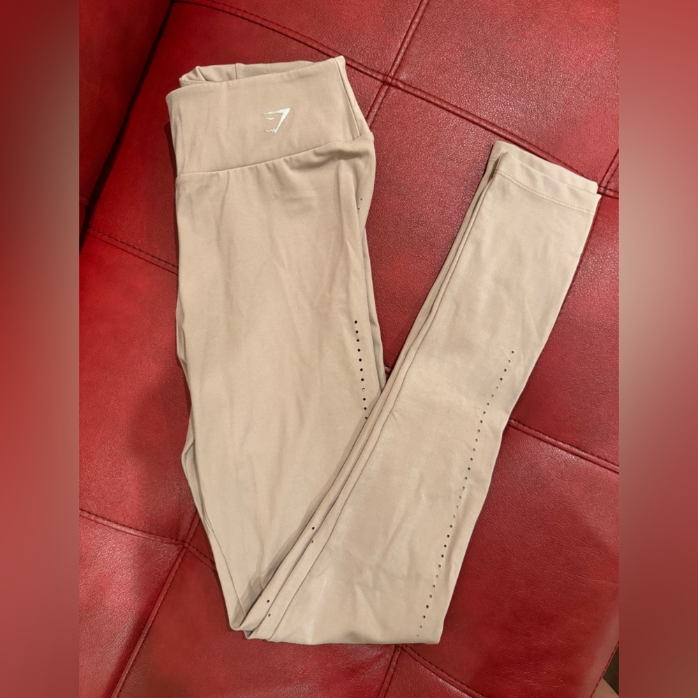 GYMSHARK Beige Leggings